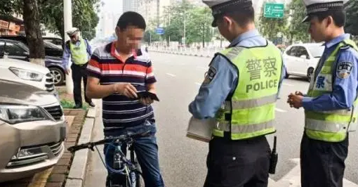酒后騎自行車也算酒駕？交警：喝酒騎自行車也屬于是酒駕！